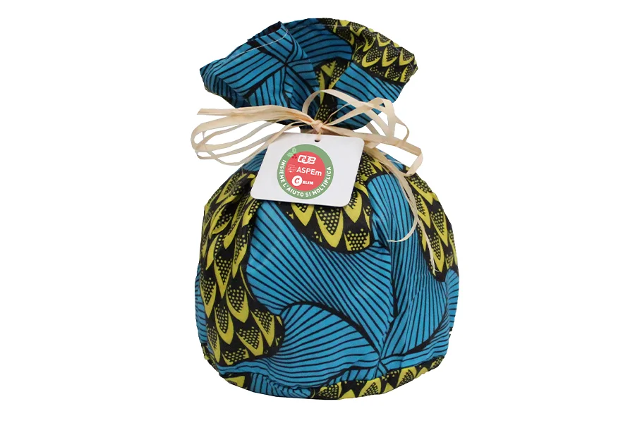 Panettone solidale CELIM confezionato per Natale